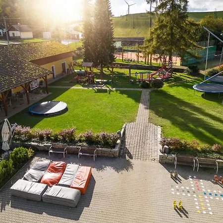 Horsky Skiland Отель